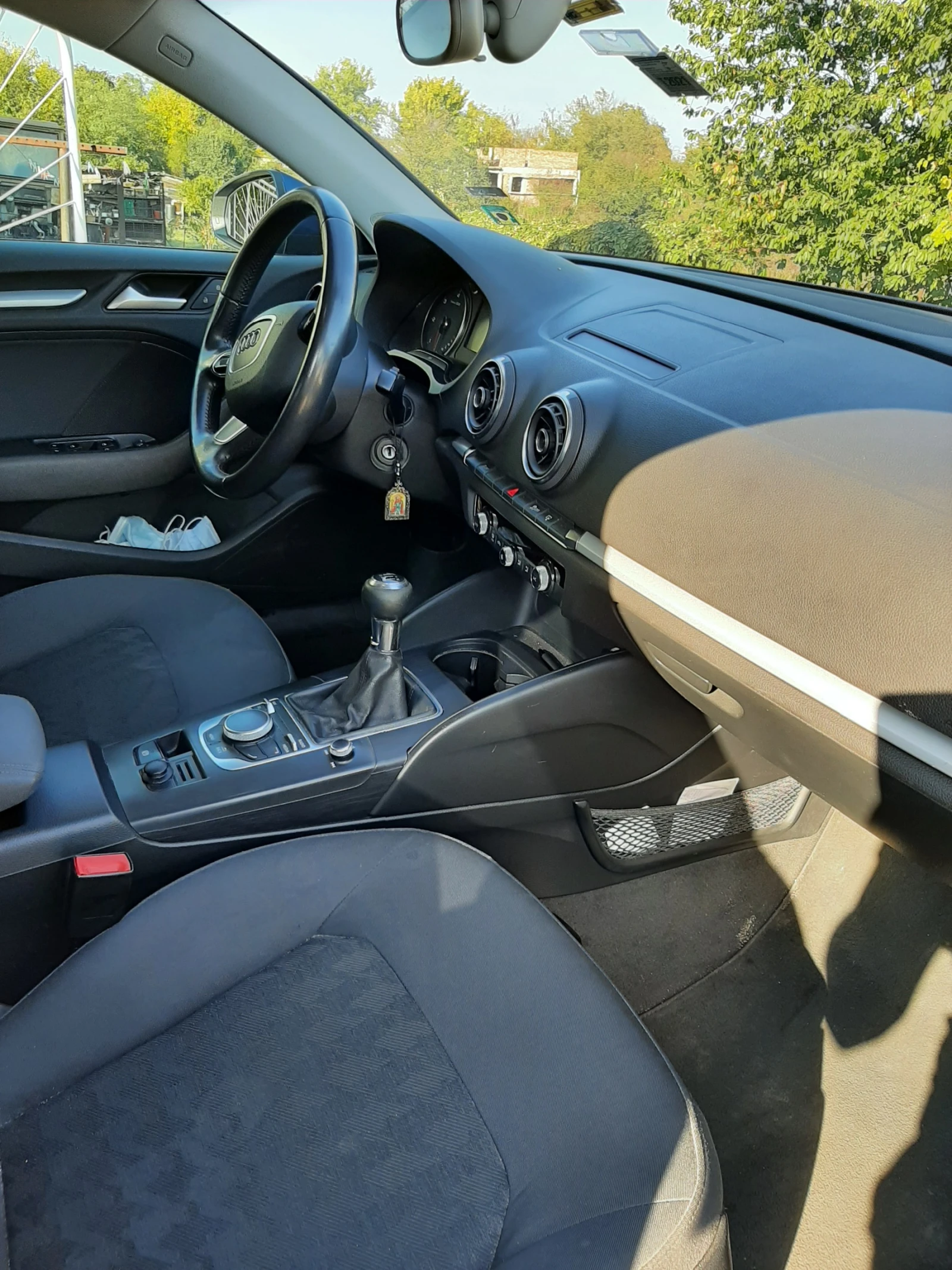 Audi A3 Sedan, 1.6 TDI, снимка 7 - Автомобили и джипове - 54972099