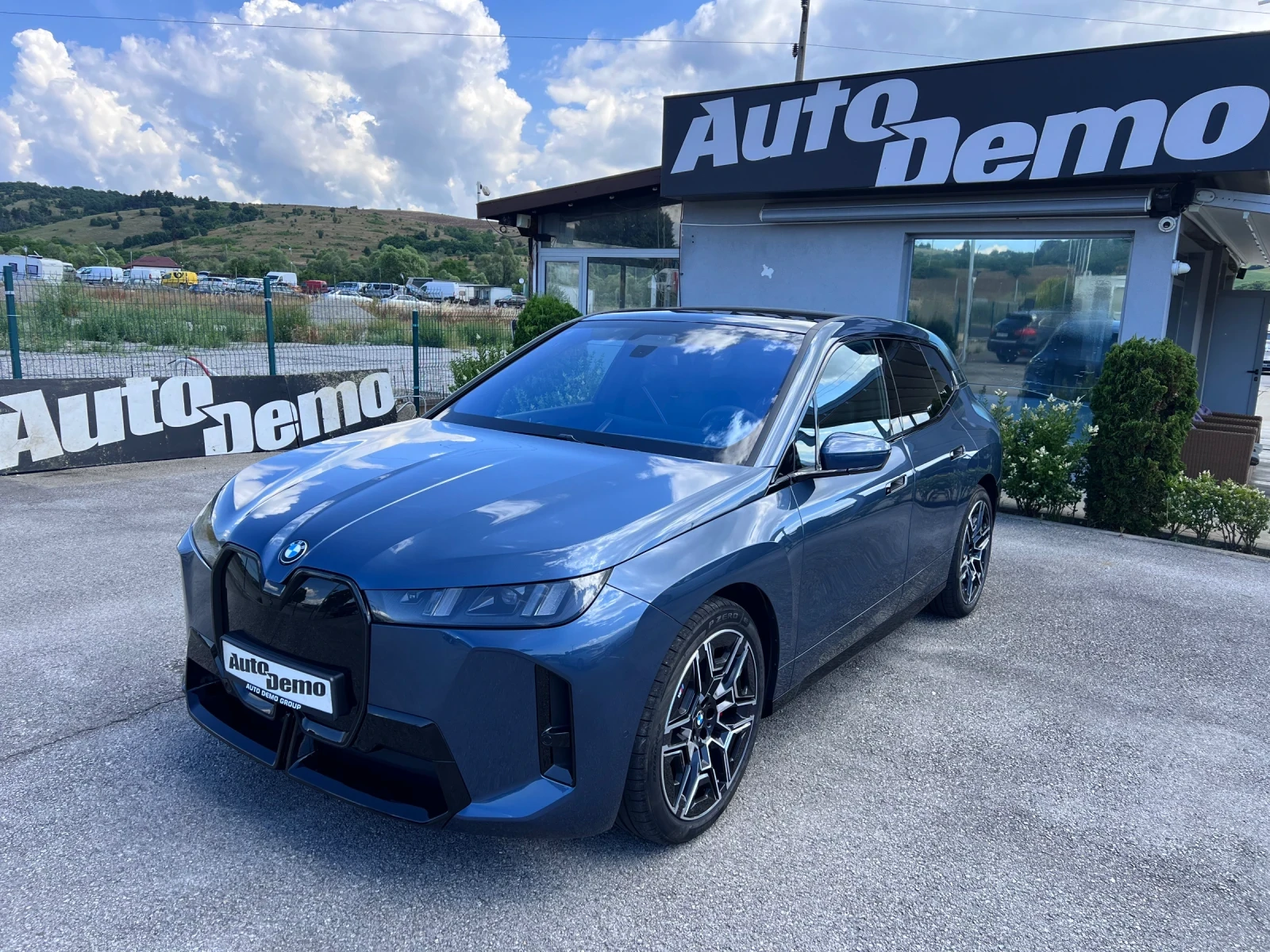BMW iX * X-Drive* 60* M Sport Pro* 