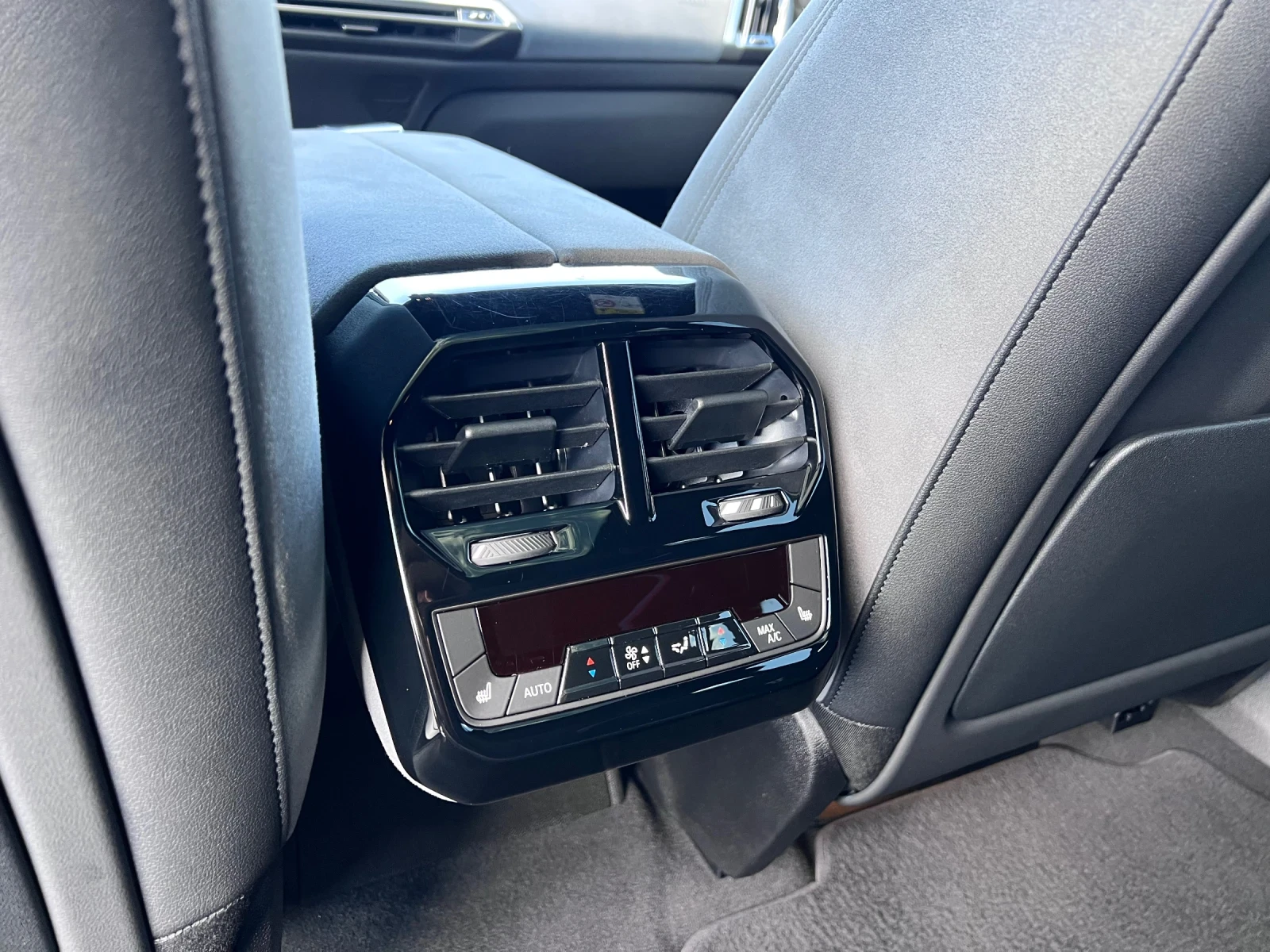 BMW iX * X-Drive* 60* M Sport Pro* , снимка 14 - Автомобили и джипове - 54977223