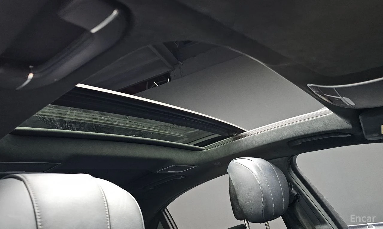 Mercedes-Benz S 560 L* 4MATIC* BURMESTER* ДИГИТАЛНО* ТАБЛО* ОБДУХВАНЕ*, снимка 16 - Автомобили и джипове - 54996265