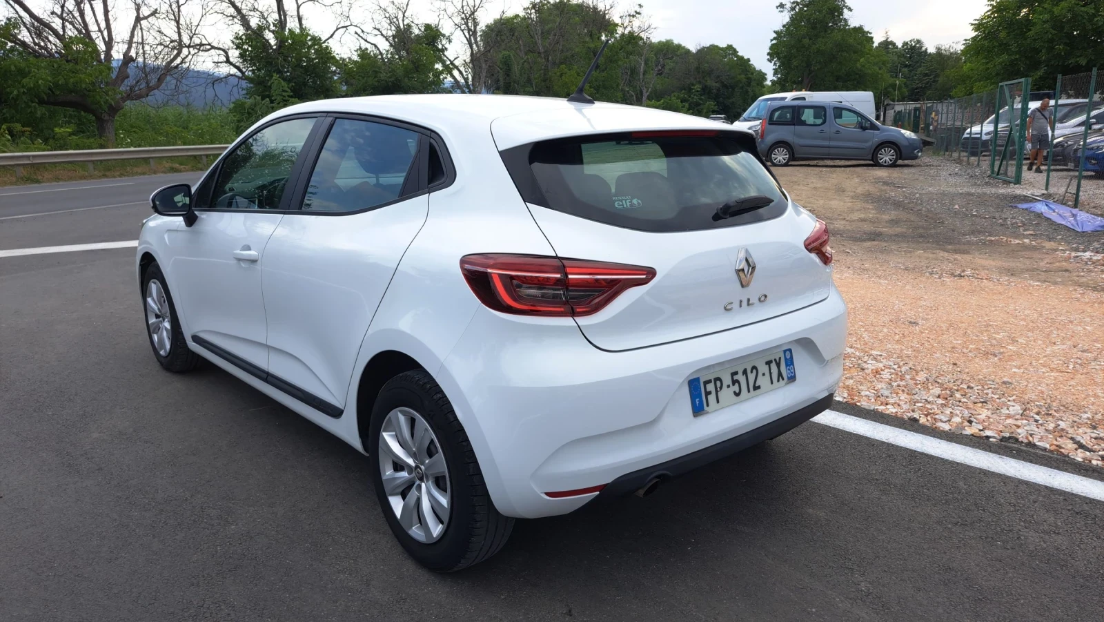 Renault Clio 1.5 BLUE HDI, снимка 4 - Автомобили и джипове - 55477407