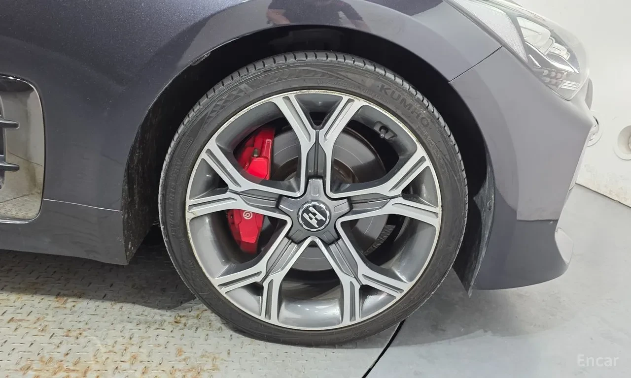 Kia Stinger GT-line, снимка 14 - Автомобили и джипове - 55529948