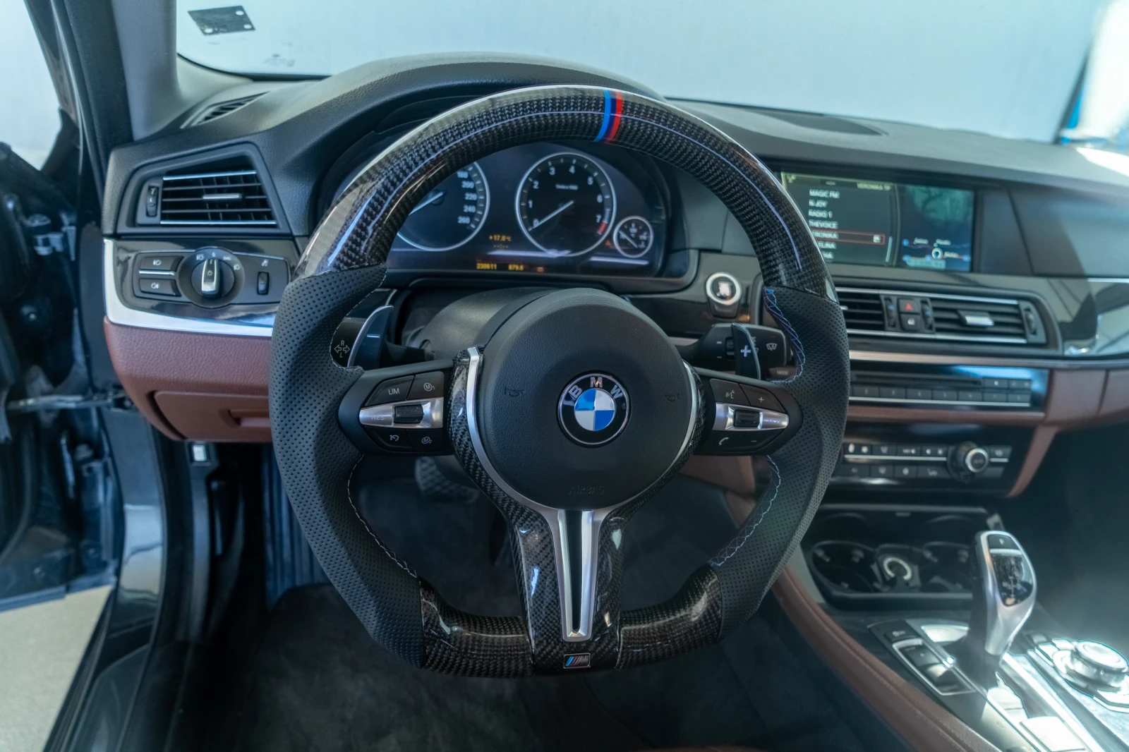 BMW 535 I = TOP = M-PACK = ЛИЗИНГ = ГАРАНЦИЯ, снимка 7 - Автомобили и джипове - 56330217