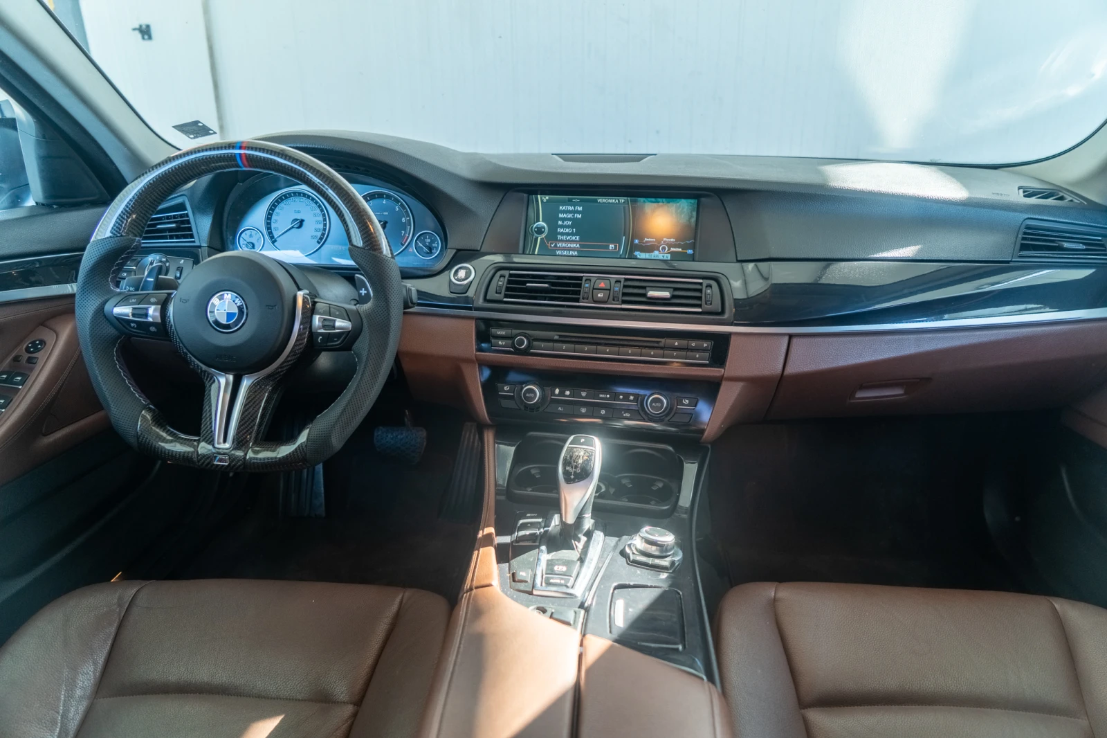 BMW 535 I = TOP = M-PACK = ЛИЗИНГ = ГАРАНЦИЯ, снимка 11 - Автомобили и джипове - 56330217