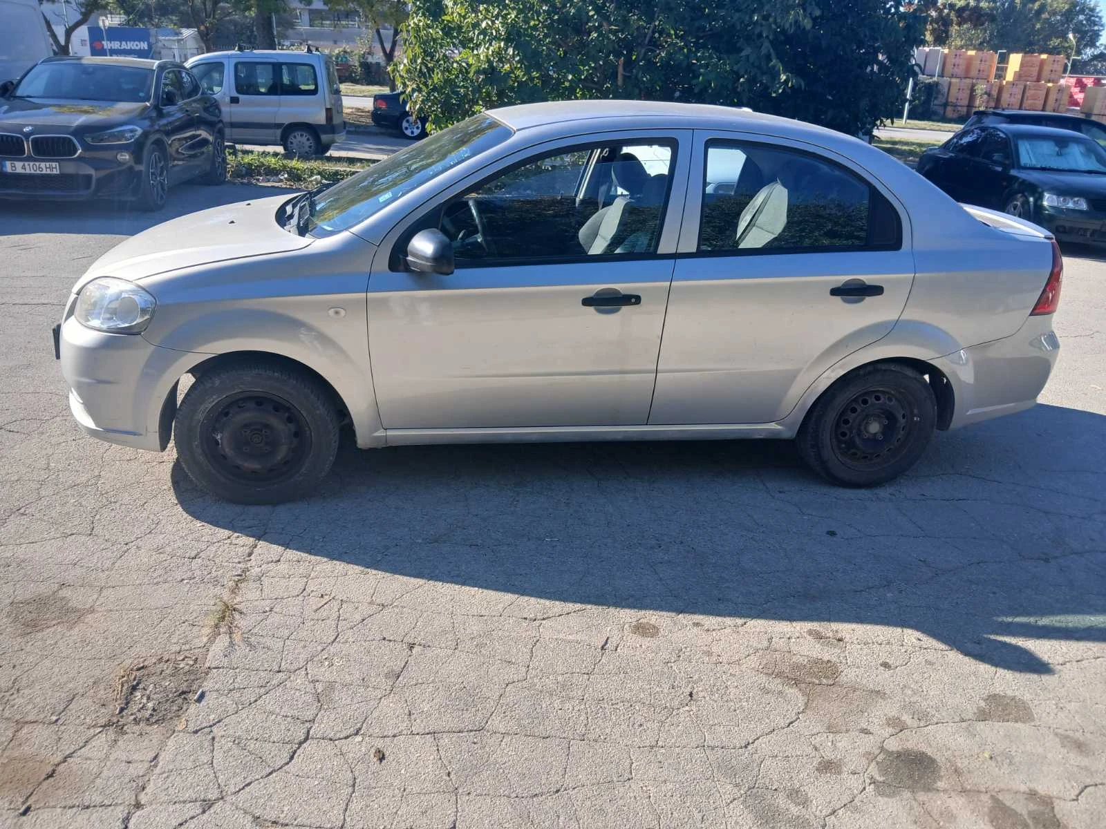 Chevrolet Aveo, снимка 2 - Автомобили и джипове - 56344410
