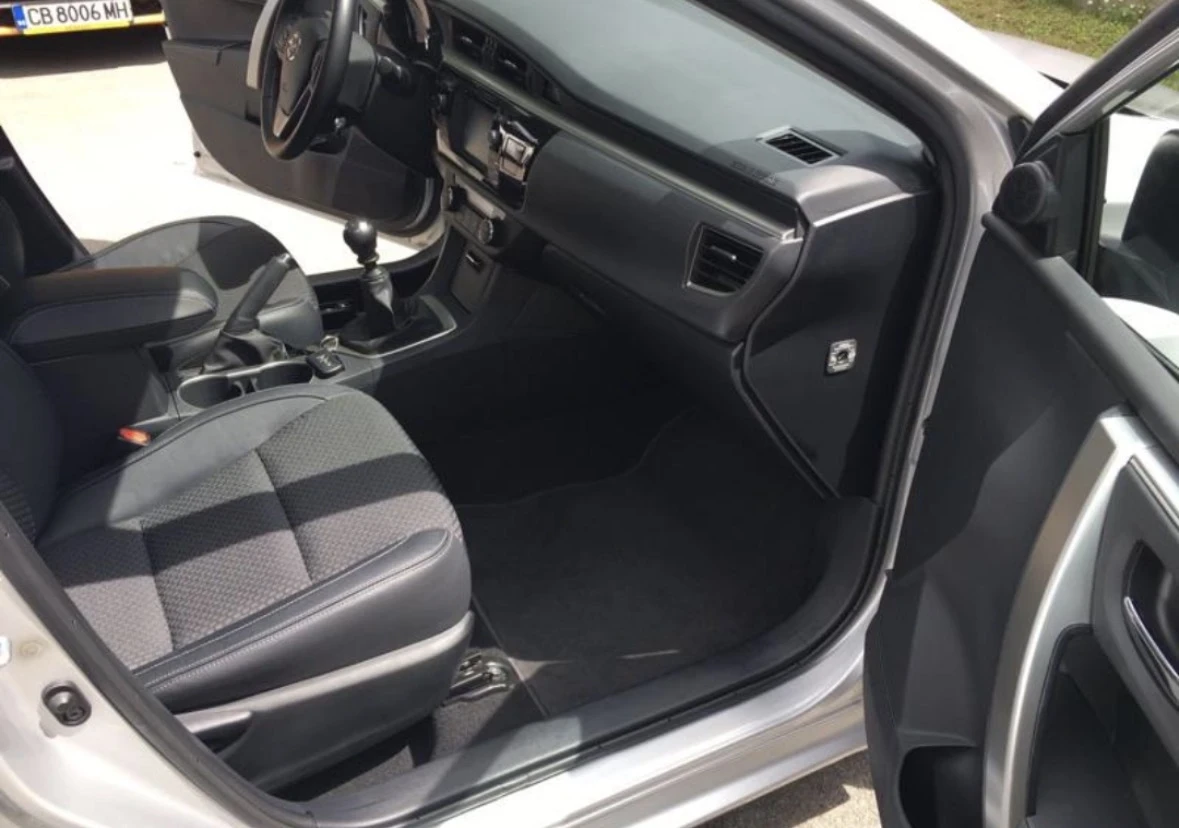 Toyota Corolla, снимка 7 - Автомобили и джипове - 56733381
