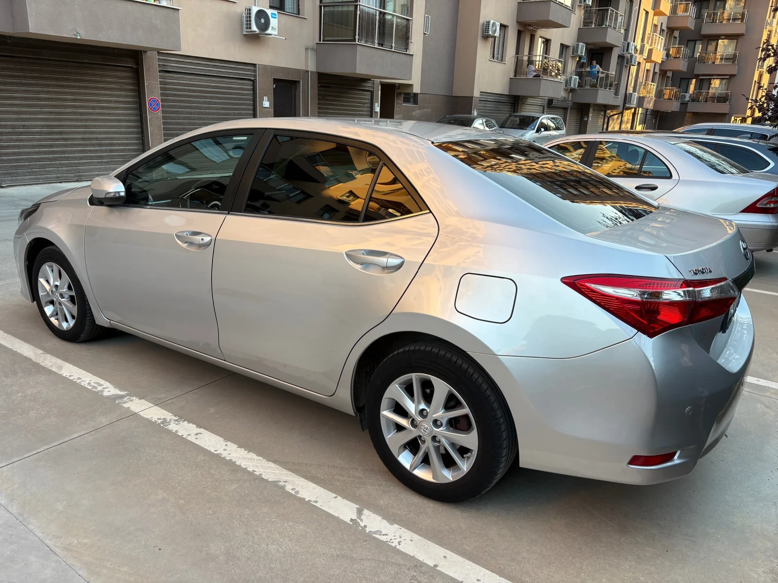 Toyota Corolla, снимка 2 - Автомобили и джипове - 56733381
