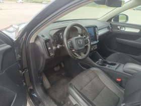 Volvo XC40 D3, снимка 13