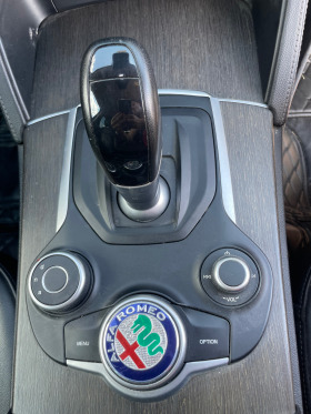 Alfa Romeo Stelvio TI 2.0 , снимка 10
