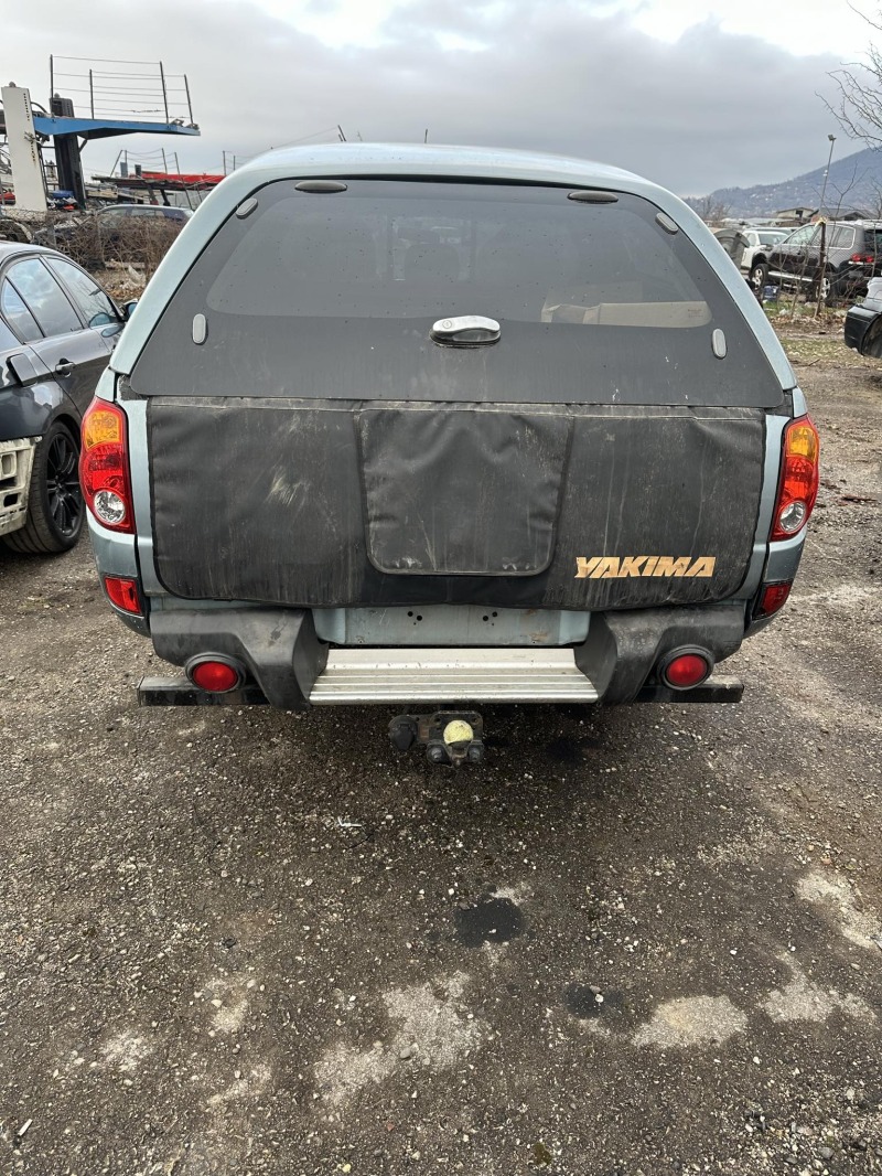 Mitsubishi L200 2.5 4х4, снимка 3 - Автомобили и джипове - 46501706