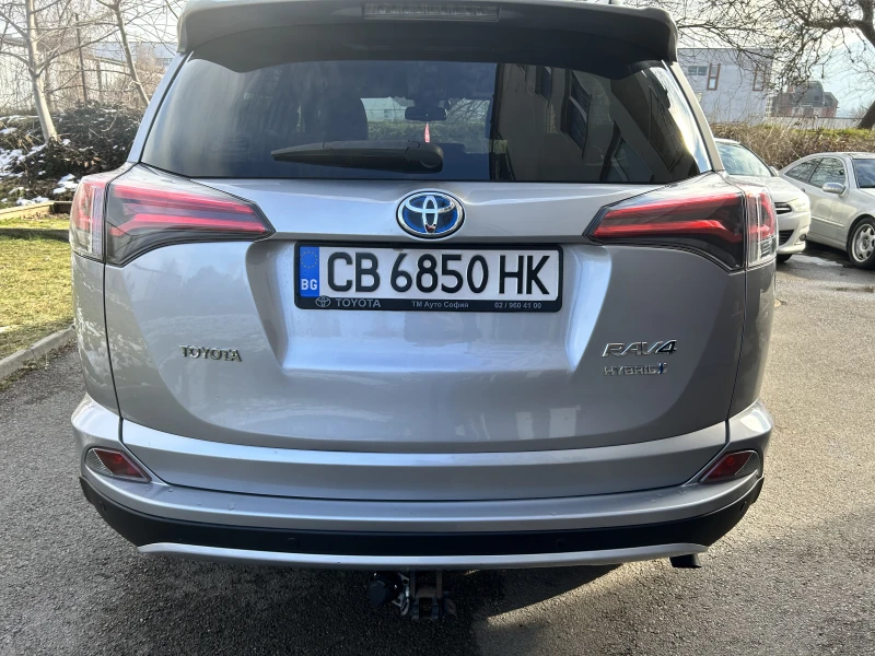 Toyota Rav4 XLE Hybrid, снимка 8 - Автомобили и джипове - 48813942