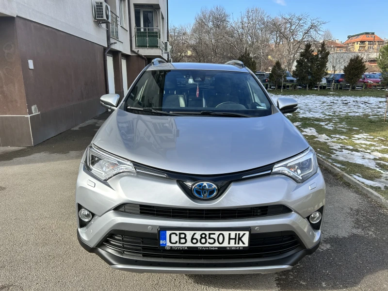 Toyota Rav4 XLE Hybrid, снимка 5 - Автомобили и джипове - 48813942