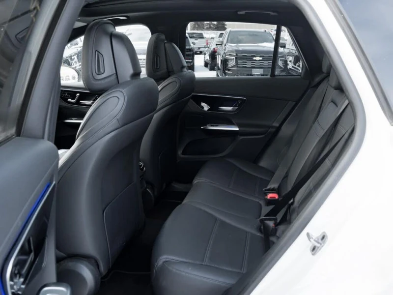 Mercedes-Benz GLC 300 2024| 9G-TRONICK| БЯЛА ПЕРЛА| 4 MATIC| ОТ ПРЕДСТАВ, снимка 17 - Автомобили и джипове - 53189650