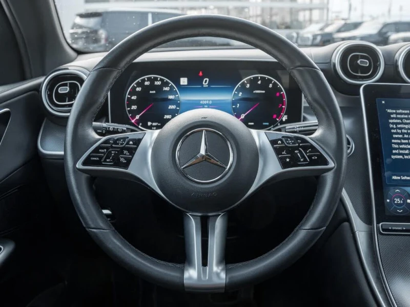 Mercedes-Benz GLC 300 2024| 9G-TRONICK| БЯЛА ПЕРЛА| 4 MATIC| ОТ ПРЕДСТАВ, снимка 8 - Автомобили и джипове - 53189650