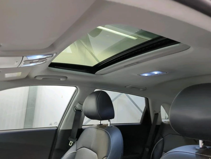 Kia Niro EV 64kWh ExecutiveLine full electric 204PS, снимка 12 - Автомобили и джипове - 53288345