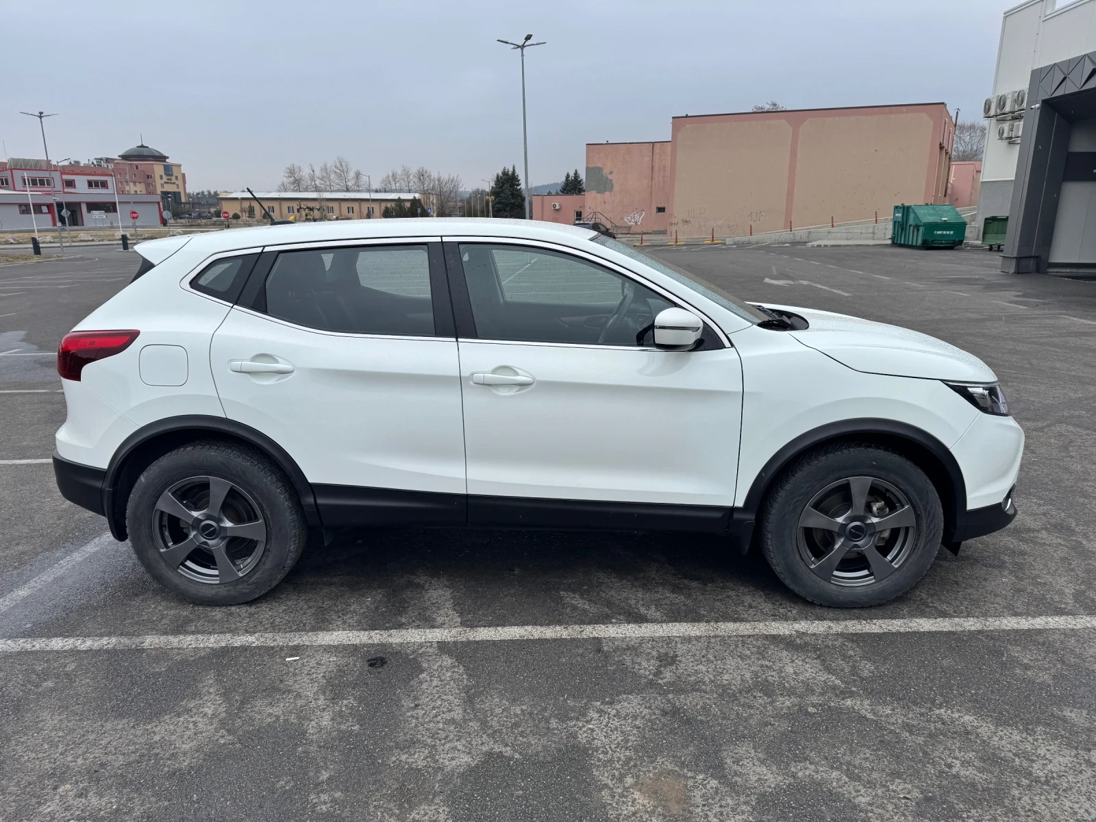Nissan Qashqai 2.0 4x4 - изображение 3
