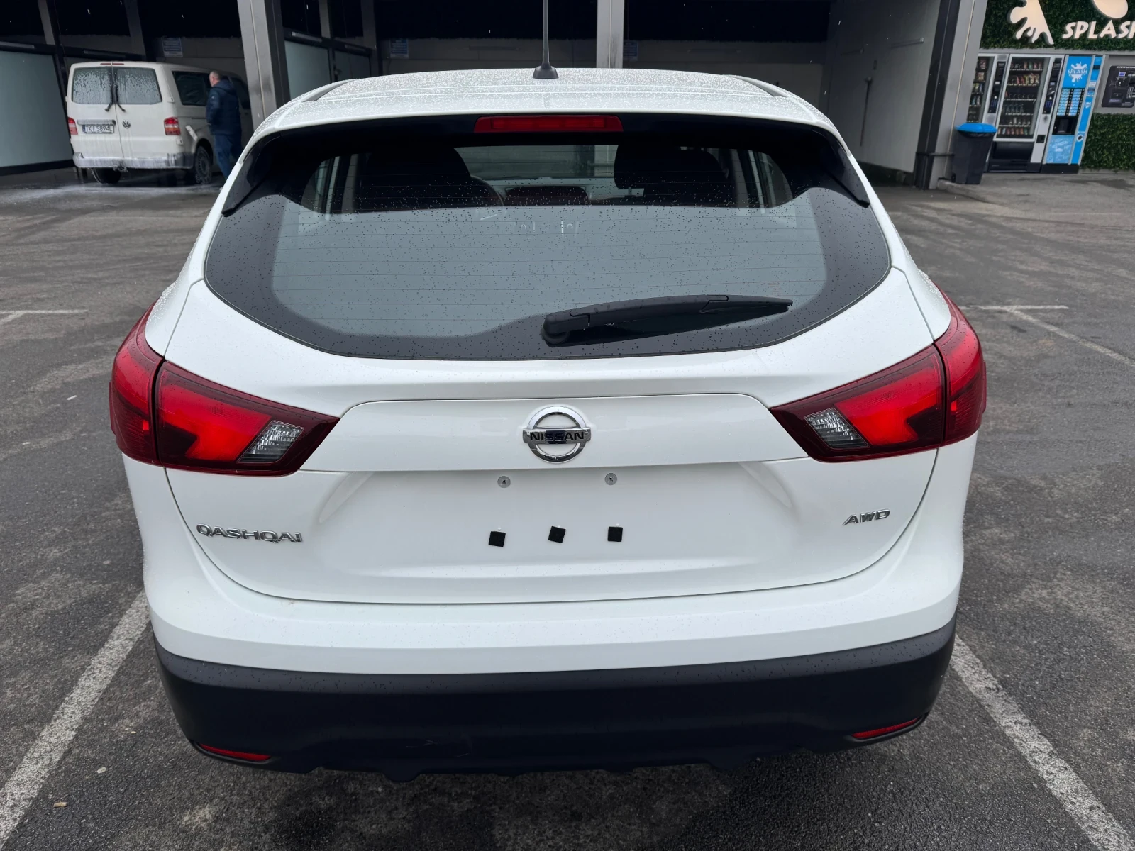 Nissan Qashqai 2.0 4x4 - изображение 5