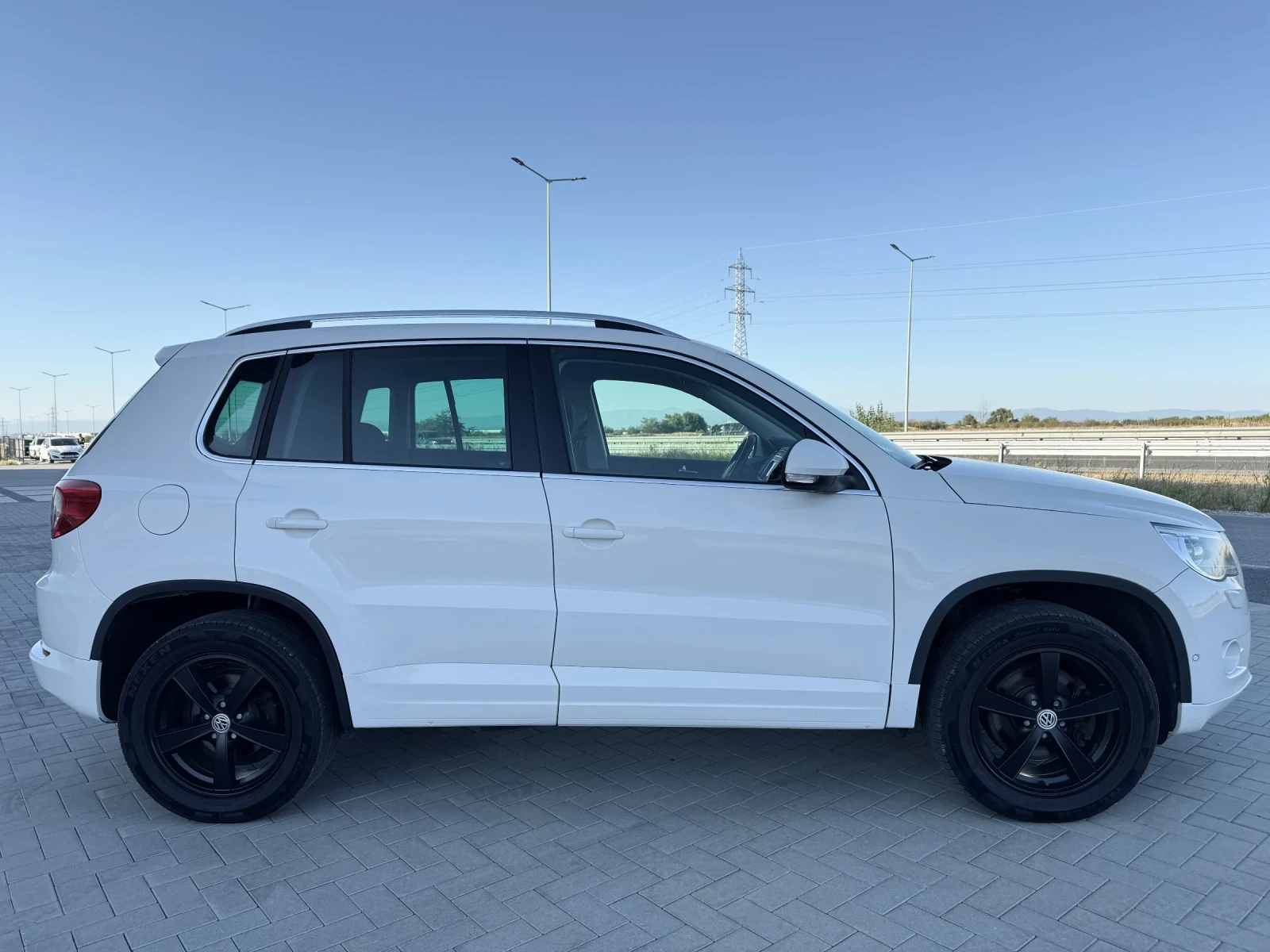 VW Tiguan 2.0 TDI 4X4 / ABT / FACE / NAVI / PANORAMA / XENON - изображение 5
