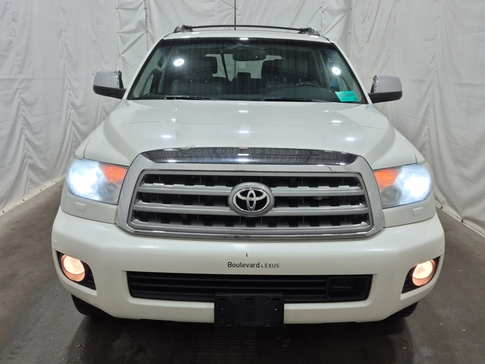 Toyota Sequoia PLATINUM * * CARFAX * * АВТО КРЕДИТ * *  - изображение 2