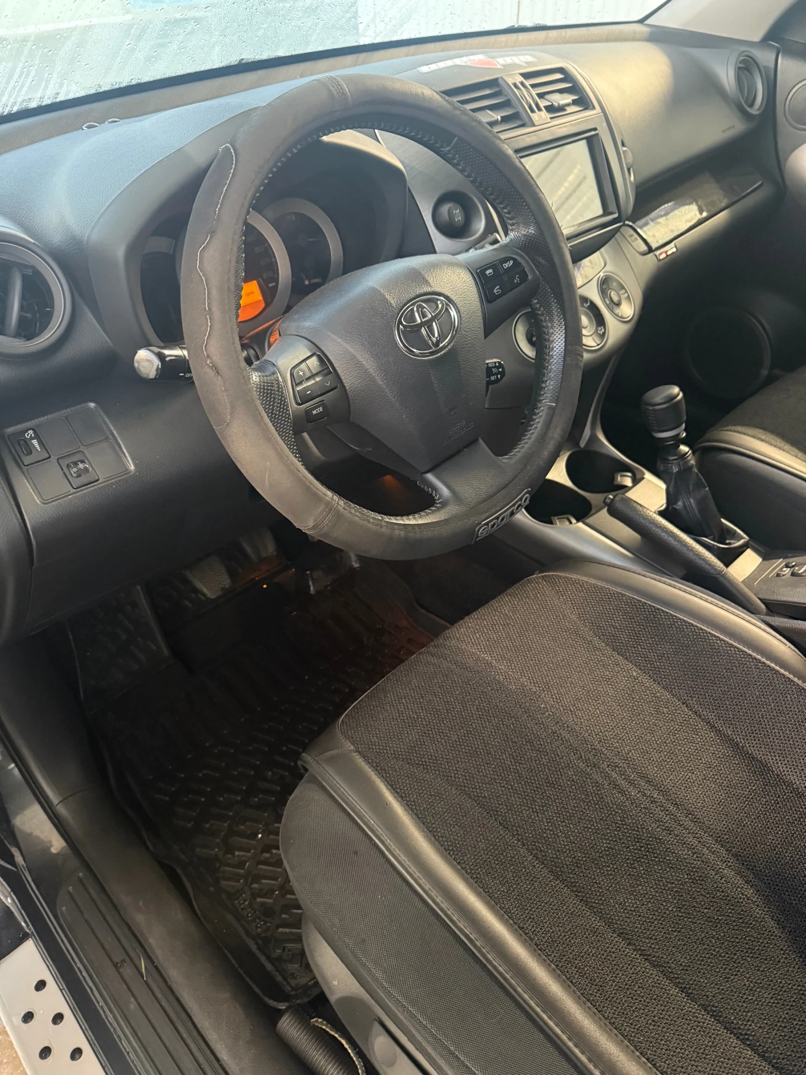 Toyota Rav4 2.2 d-cat - изображение 9