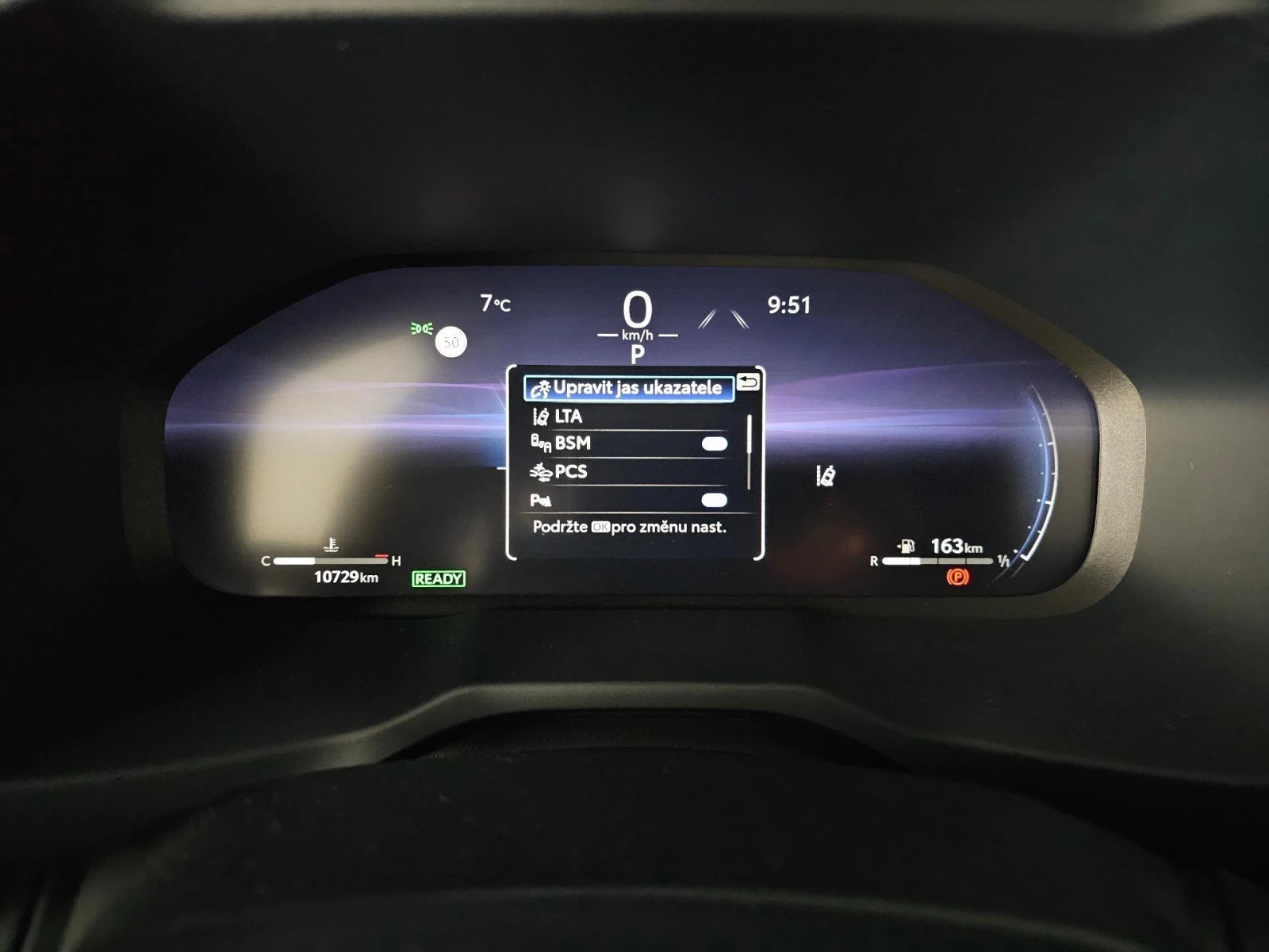 Toyota Rav4 2.5 HEV 222k 4X4 GR SPORT - изображение 9