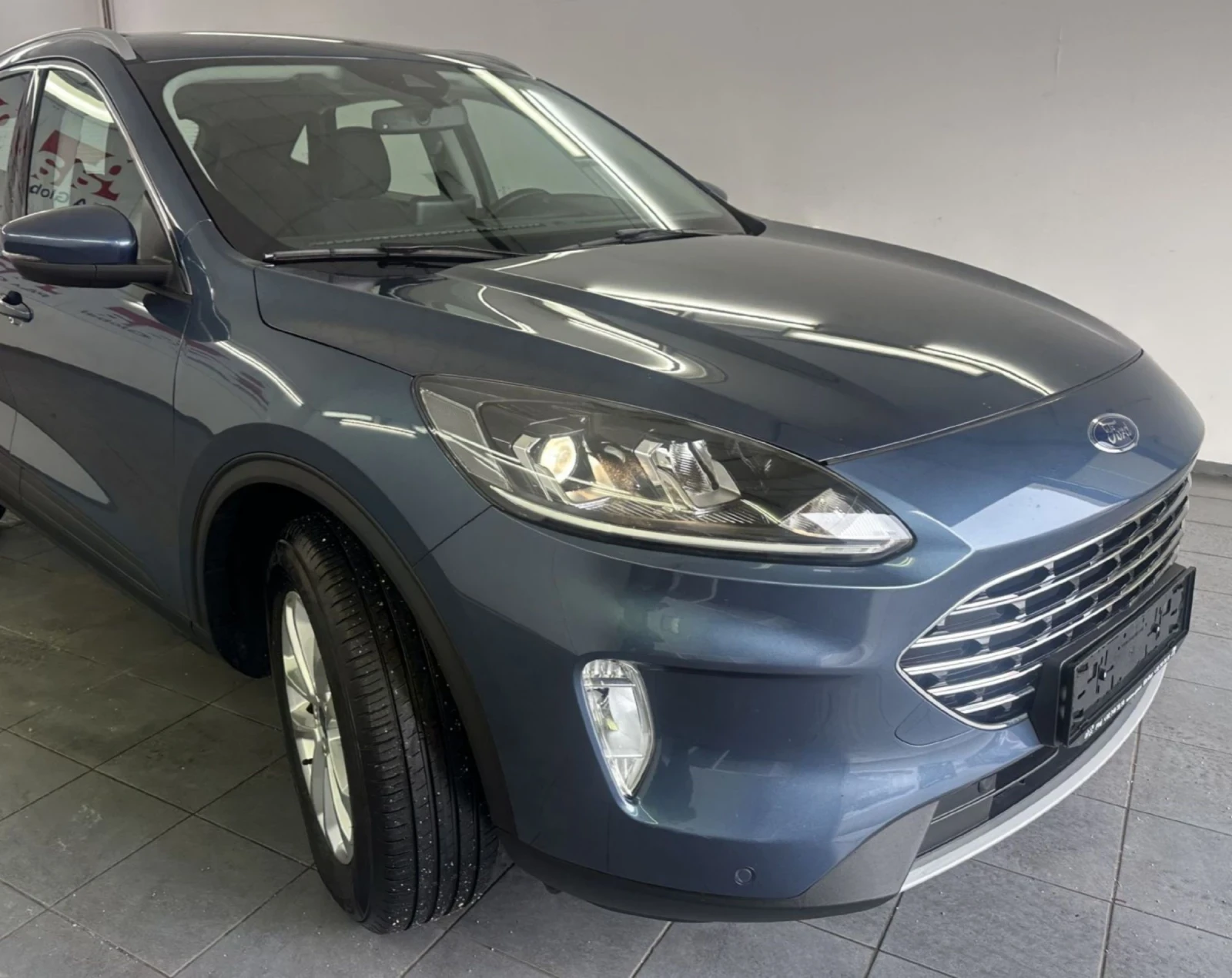 Ford Kuga 2.0 HYBRID.165 KW.PHEV.LED.NAVI.KAMERA, снимка 2 - Автомобили и джипове - 53832751