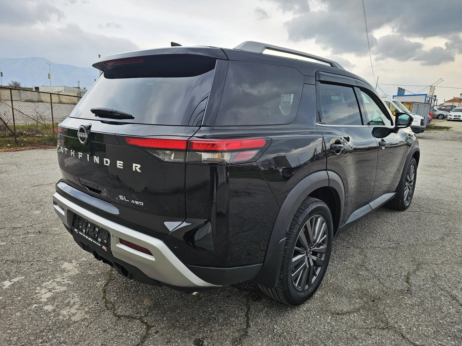 Nissan Pathfinder 3.5 4WD SL 7+ 1 МЕСТА, снимка 7 - Автомобили и джипове - 53969642