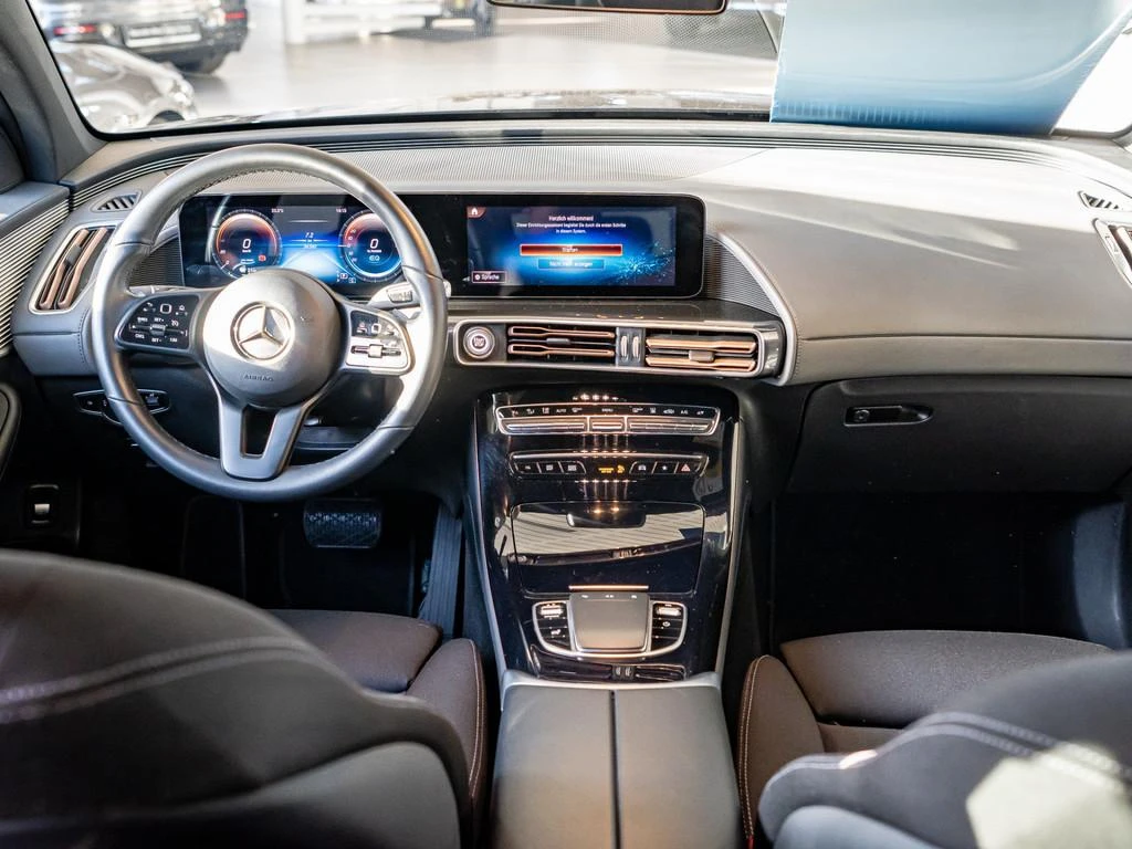 Mercedes-Benz EQC 400* 4M* CAM* LED* CARPLAY* , снимка 7 - Автомобили и джипове - 53995229