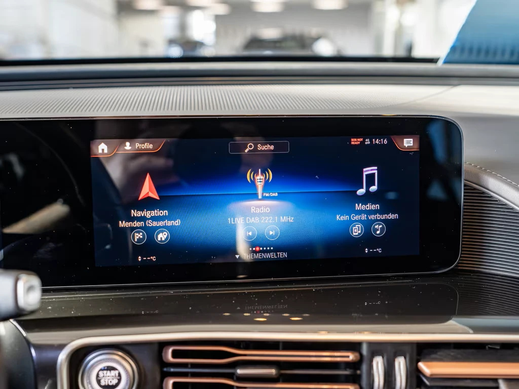 Mercedes-Benz EQC 400* 4M* CAM* LED* CARPLAY* , снимка 6 - Автомобили и джипове - 53995229