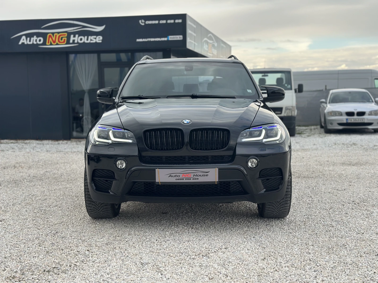 BMW X5 4.0D XDrive| FACELIFT | РЕКАРО| OБСЛУЖЕНА| TOP 