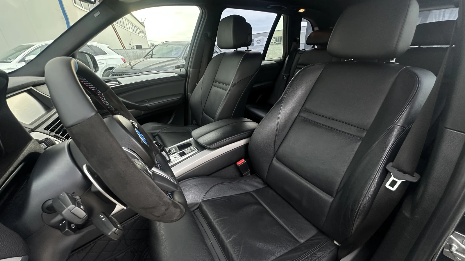 BMW X5 4.0D XDrive| FACELIFT | РЕКАРО| OБСЛУЖЕНА| TOP , снимка 14 - Автомобили и джипове - 54145274