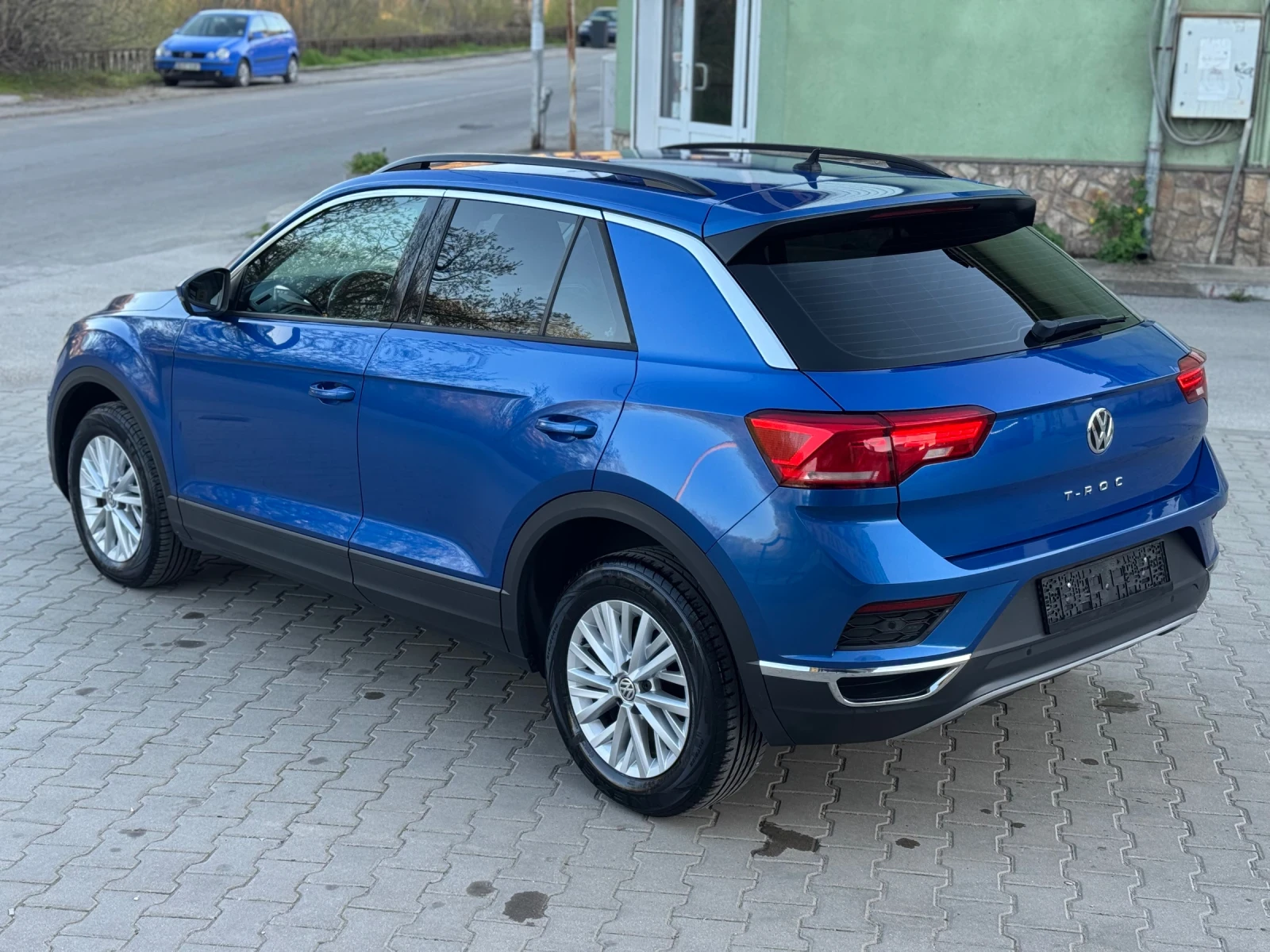 VW T-Roc Автомат, Нави, 2.0Tdi-150к.с, Камера, Подгрев, снимка 6 - Автомобили и джипове - 54151668