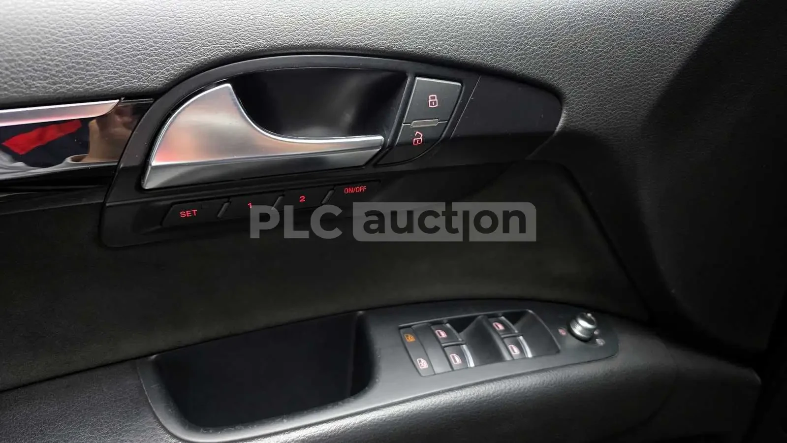 Audi Q7 4.2 TDI, снимка 10 - Автомобили и джипове - 54259944