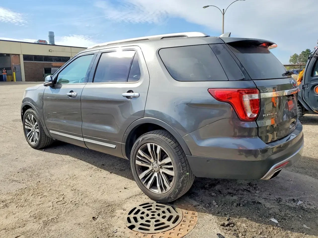 Ford Explorer PLATINUM | Mobile.bg � ����������� 4