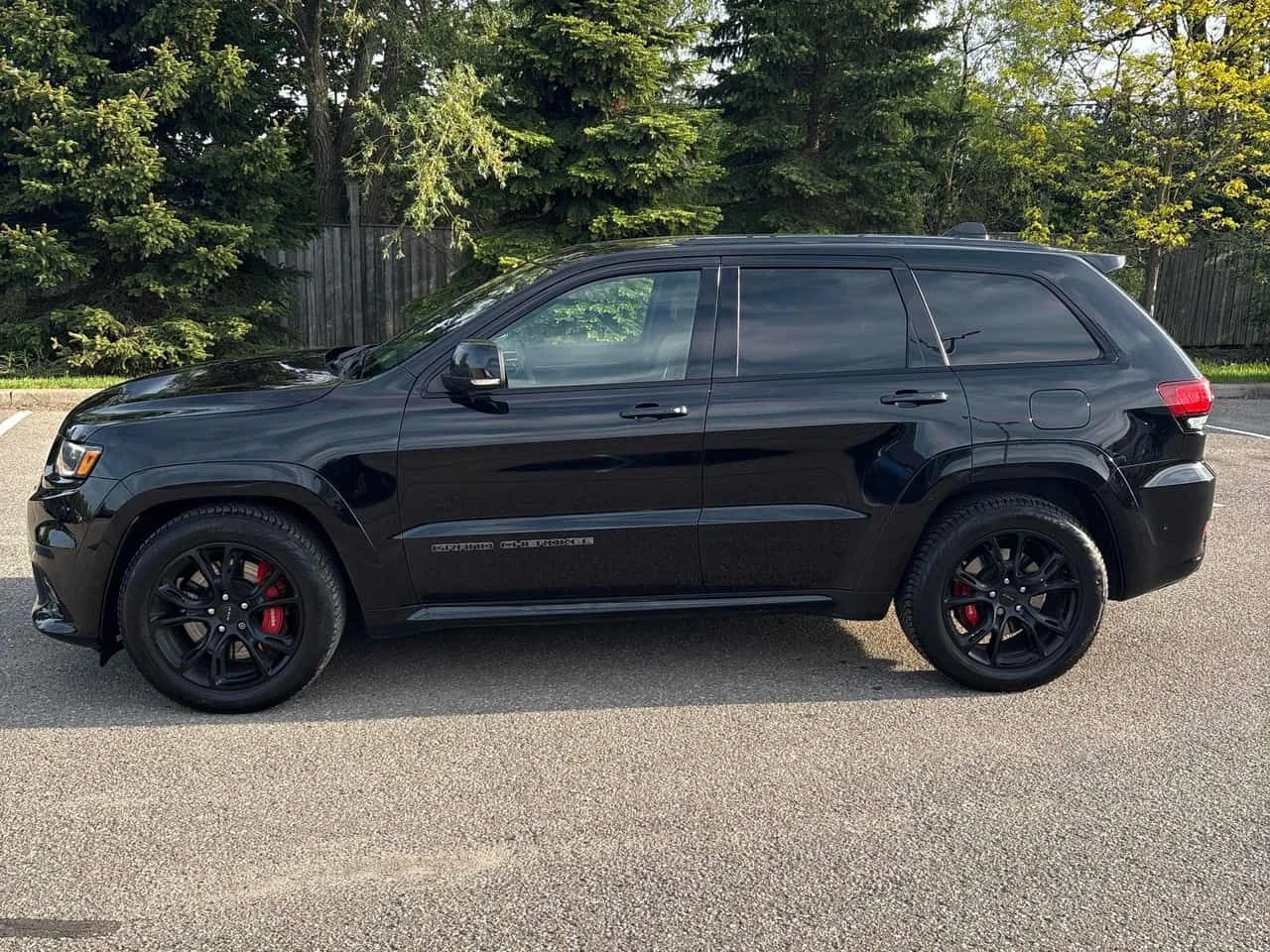 Jeep Grand cherokee SRT  CARFAX, снимка 2 - Автомобили и джипове - 54688226