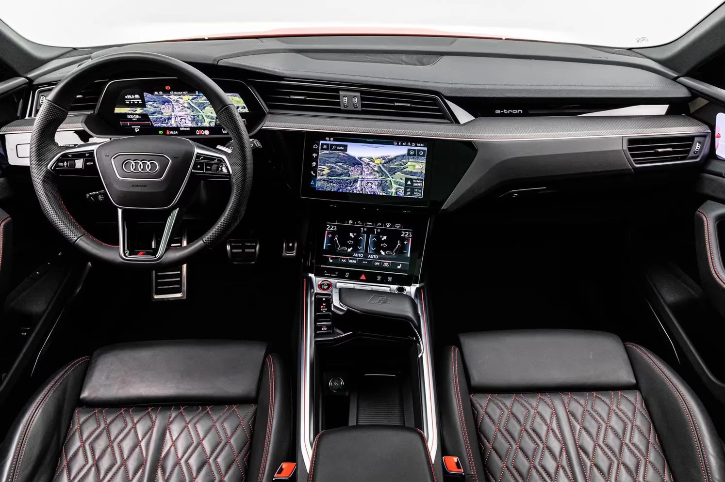 Audi SQ8 e-tron/503HP/BLACK/MATRIX/PANO/360/B&O/HUD/369q, снимка 7 - Автомобили и джипове - 54776533
