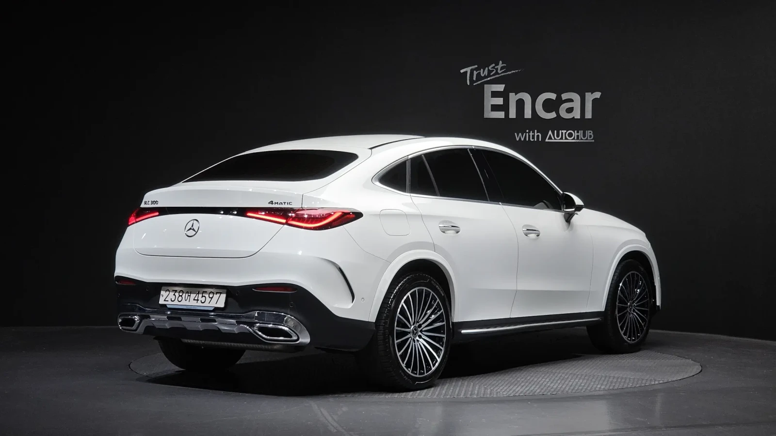 Mercedes-Benz GLC 300 4MATIC #УНИКАТ# !FULL!, снимка 2 - Автомобили и джипове - 55046494