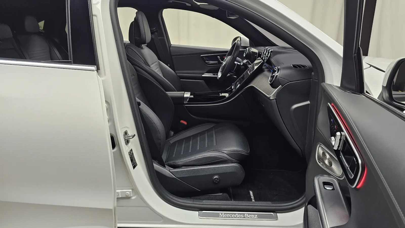 Mercedes-Benz GLC 300 4MATIC #УНИКАТ# !FULL!, снимка 10 - Автомобили и джипове - 55046494