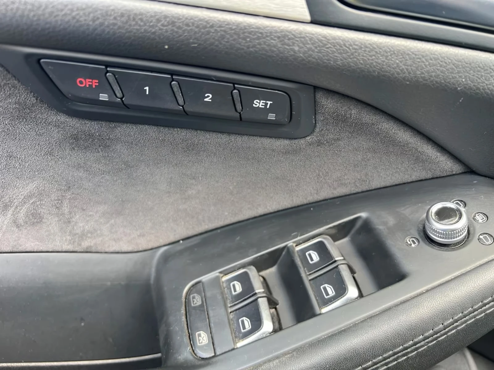 Audi SQ5 Competition3.0TDI/326кс/quattro| S-Line| Standheiz, снимка 12 - Автомобили и джипове - 55100665