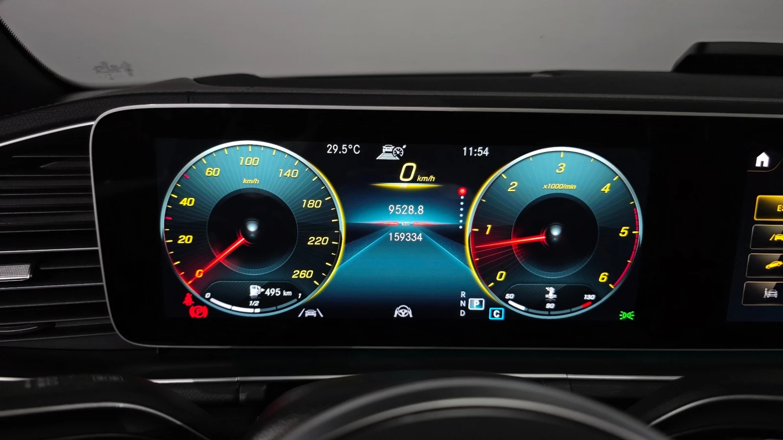 Mercedes-Benz GLE GLE 400d 4MATIC Coupe AMG Line, снимка 7 - Автомобили и джипове - 55602504
