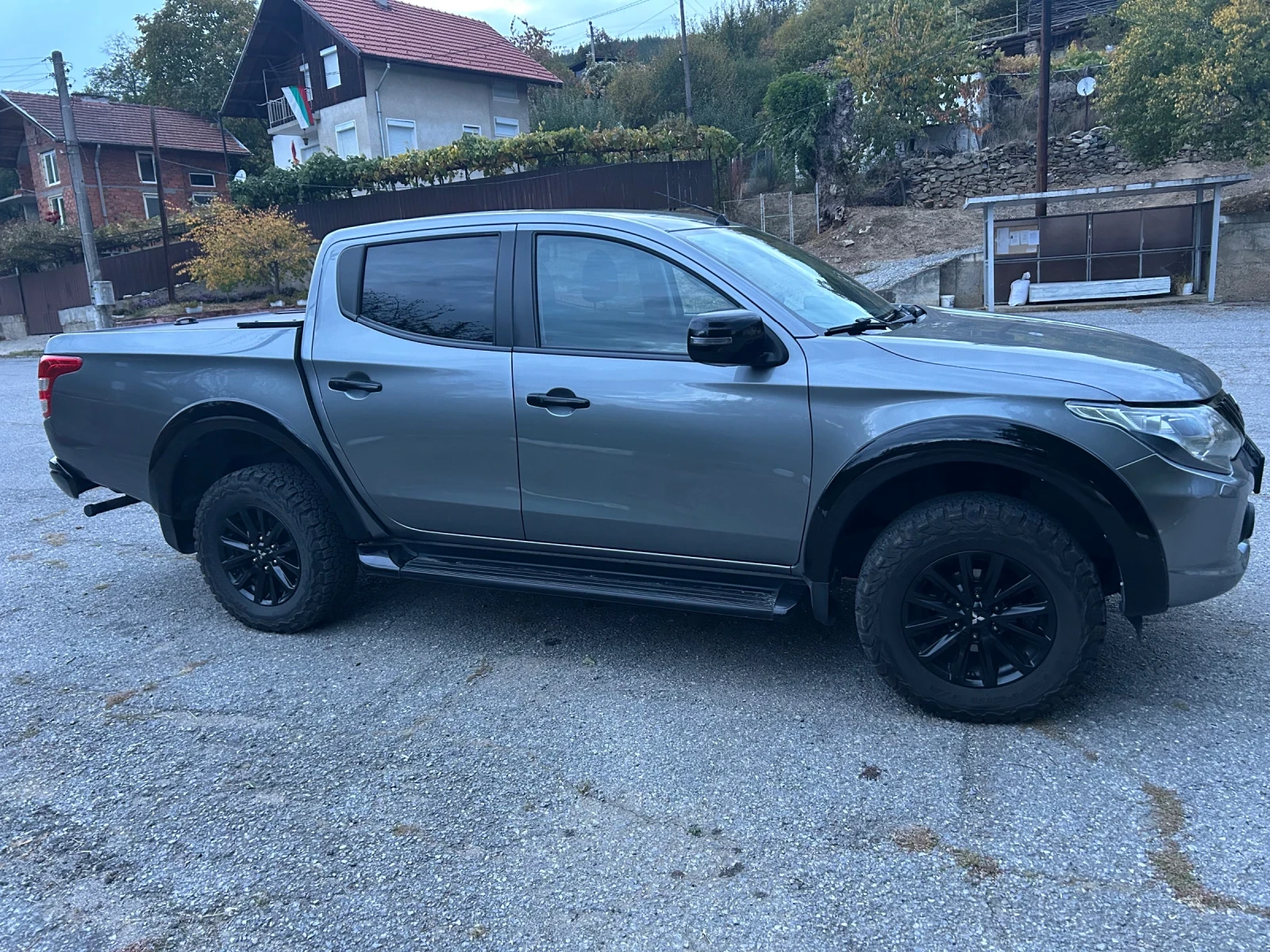 Mitsubishi L200 Special Edition, снимка 8 - Автомобили и джипове - 56213109