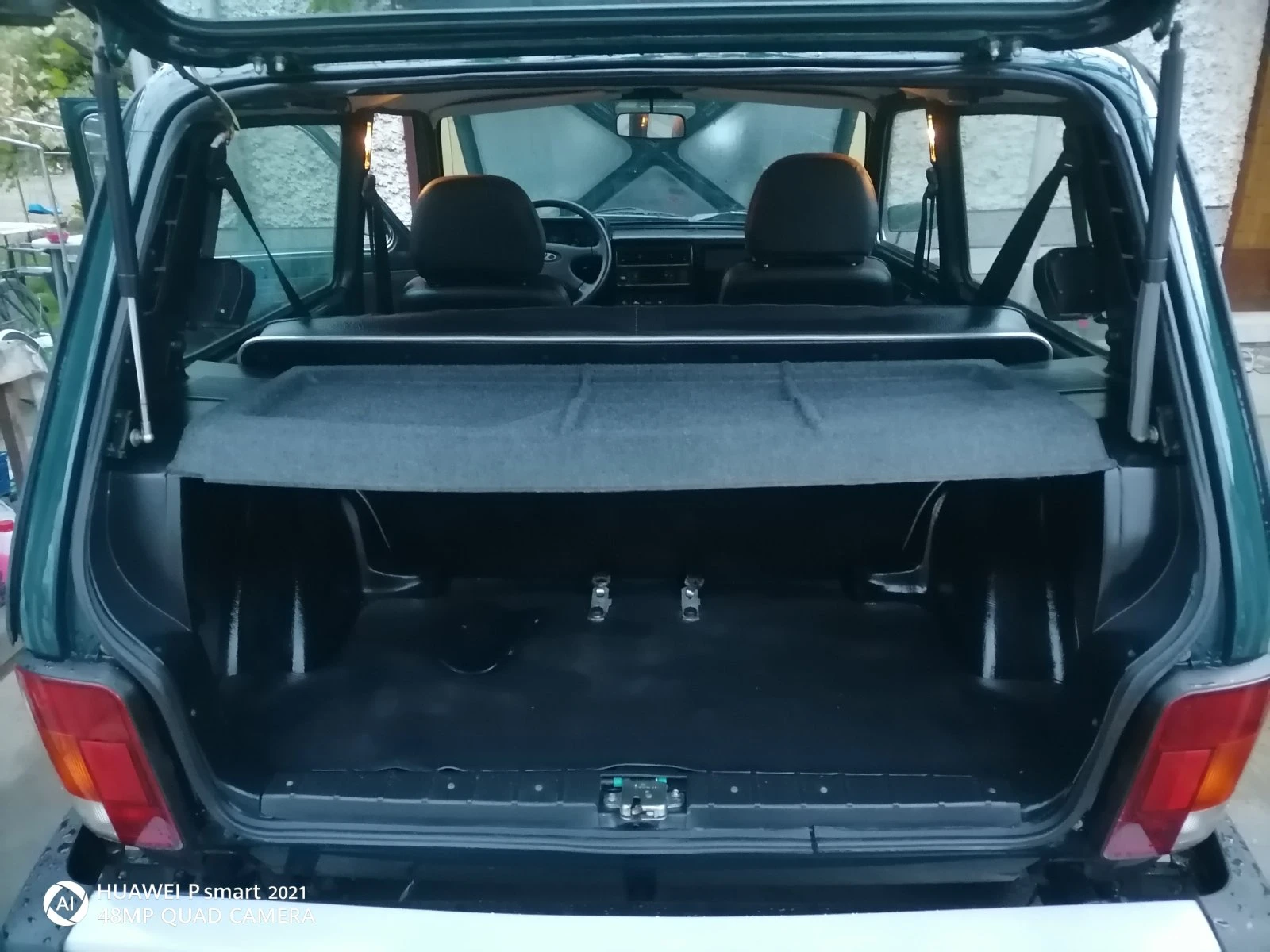 Lada Niva 1.7, снимка 10 - Автомобили и джипове - 56742518
