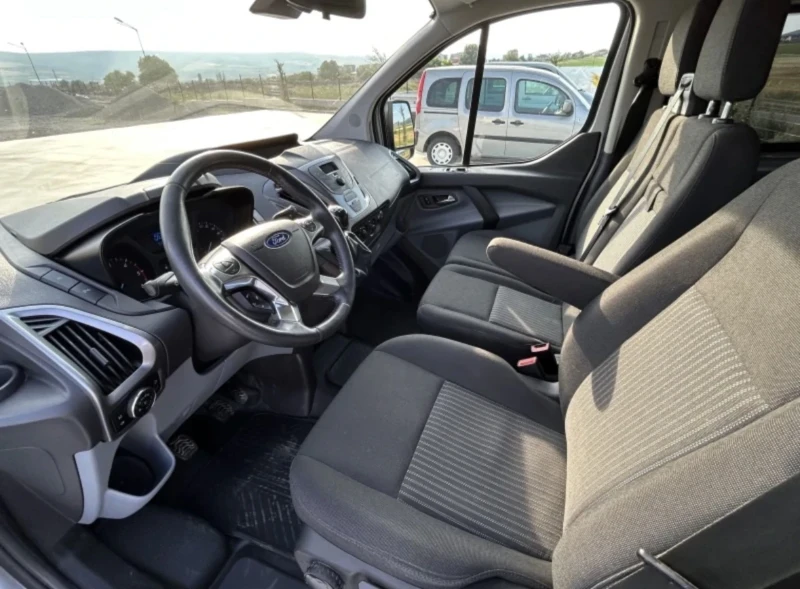 Ford Transit Custom, снимка 6 - Бусове и автобуси - 52507686
