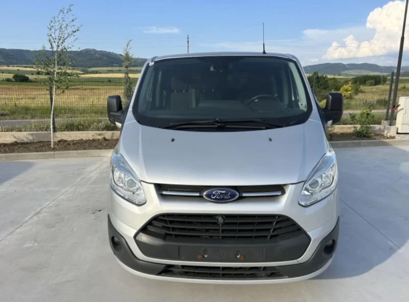 Ford Transit Custom, снимка 4 - Бусове и автобуси - 52507686