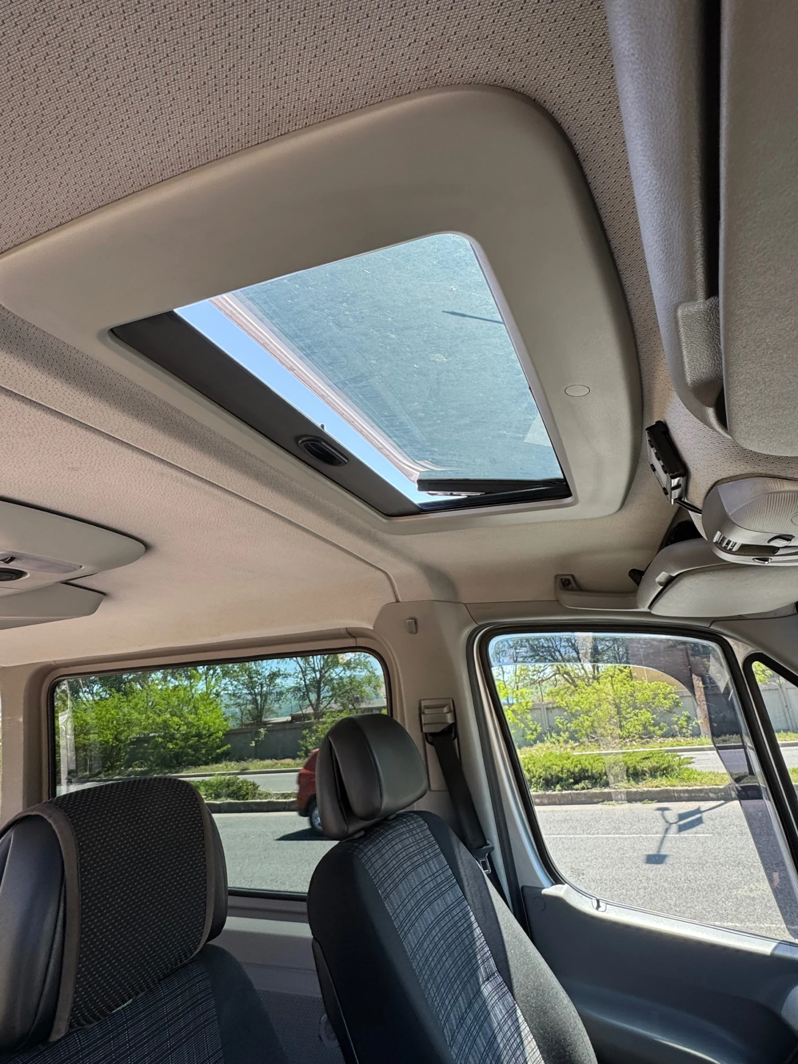 Mercedes-Benz Sprinter 318 3.0 - изображение 9