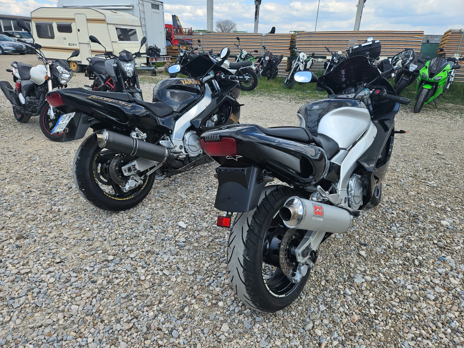 Yamaha YZF-R1 Лизинг Бартер, снимка 4 - Мотоциклети и мототехника - 49654096