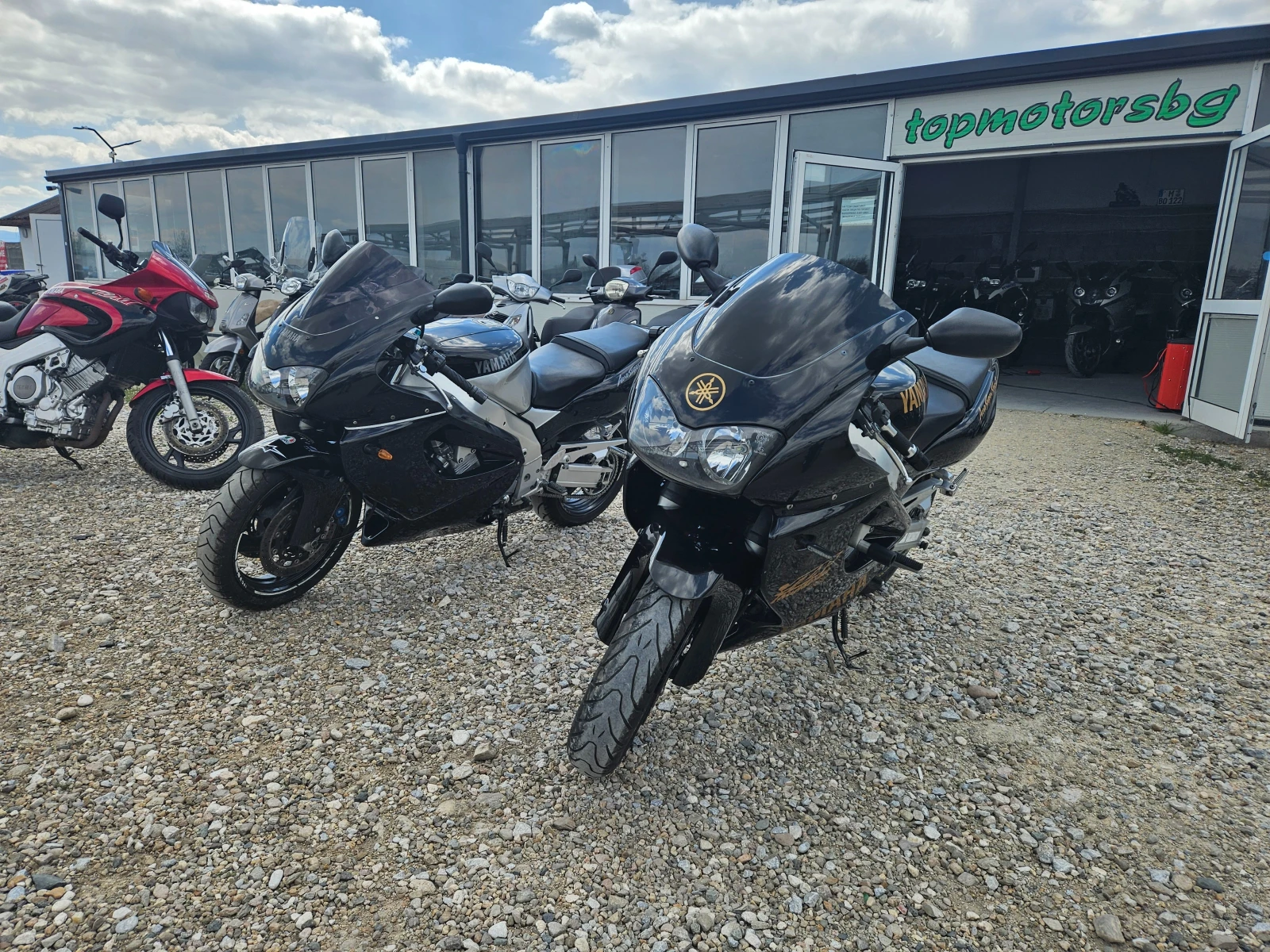 Yamaha YZF-R1 Лизинг Бартер, снимка 2 - Мотоциклети и мототехника - 49654096