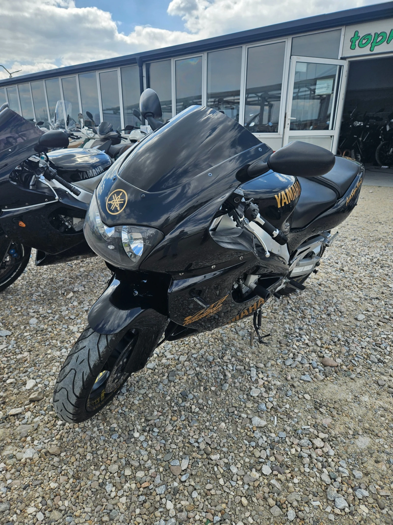 Yamaha YZF-R1 Лизинг Бартер, снимка 13 - Мотоциклети и мототехника - 49654096