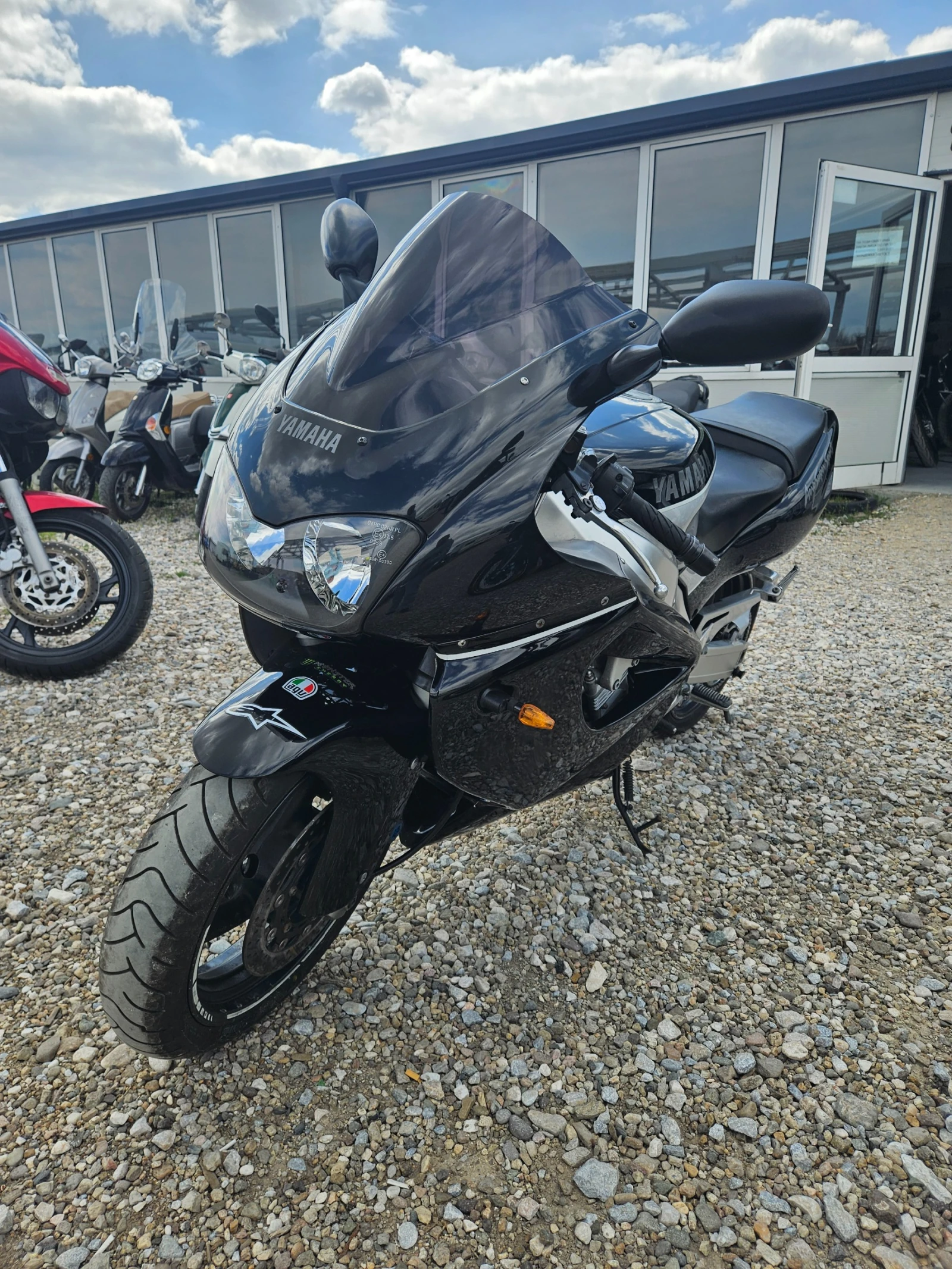 Yamaha YZF-R1 Лизинг Бартер, снимка 5 - Мотоциклети и мототехника - 49654096