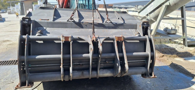 Телескопичен товарач Друга марка Кофа с Хидравлика, снимка 12 - Селскостопанска техника - 52730676